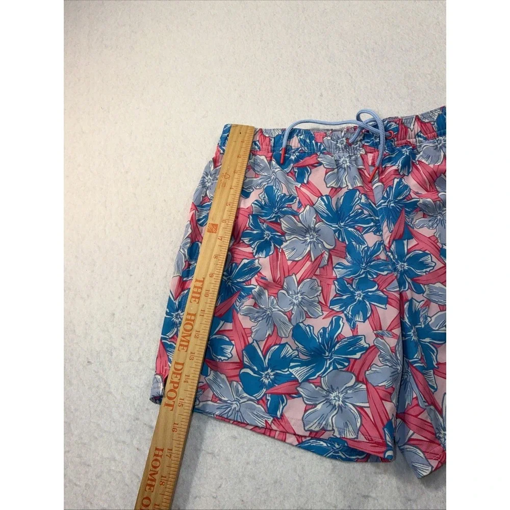 VINEYARD VINES Swim Shorts Mens Small Blue Pink Floral‎ Mesh Lined Chappy Trunks